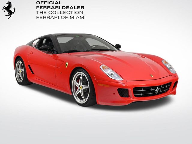 2011 Ferrari   - 22966954 - 0