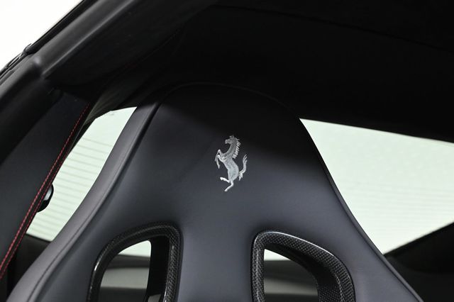 2011 Ferrari   - 22966954 - 17