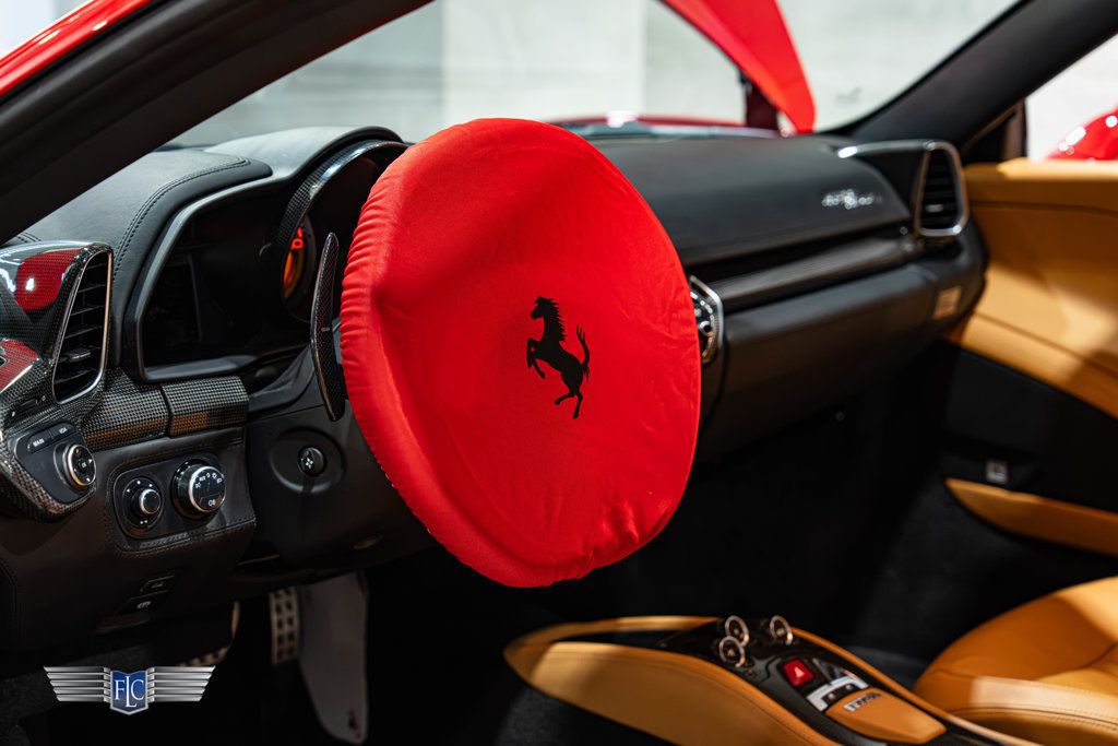 2011 Ferrari 458 Italia 2dr Coupe - 23088468 - 30