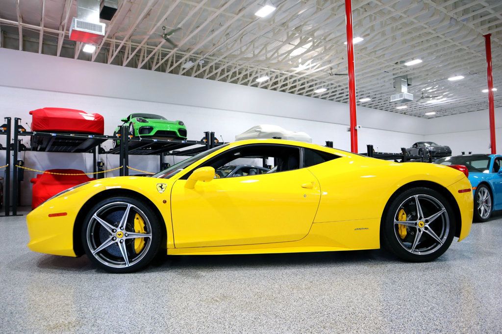 2011 Ferrari 458 ITALIA * ONLY 5K MILES...Flawless Example! - 22487788 - 4