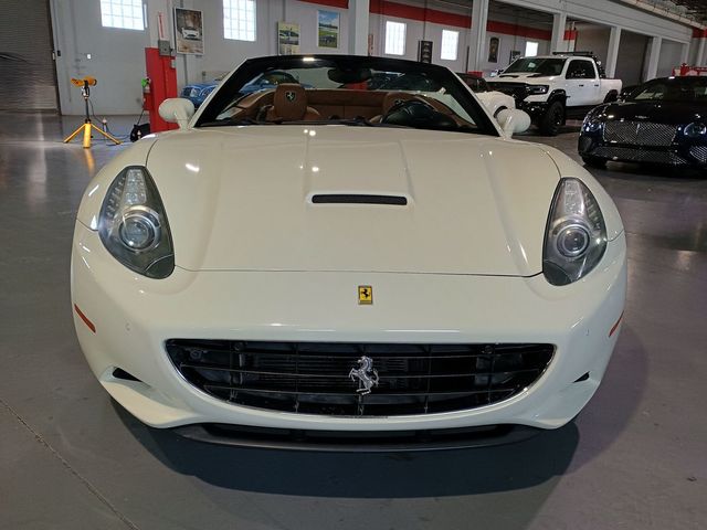 2011 Ferrari California 2dr Convertible Clean Carfax Florida Car - 23011510 - 10