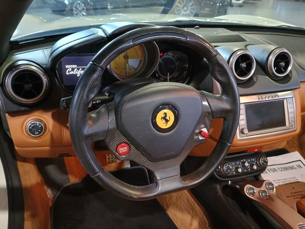 2011 Ferrari California 2dr Convertible Clean Carfax Florida Car - 23011510 - 19