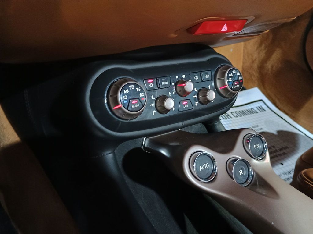 2011 Ferrari California 2dr Convertible Clean Carfax Florida Car - 23011510 - 25