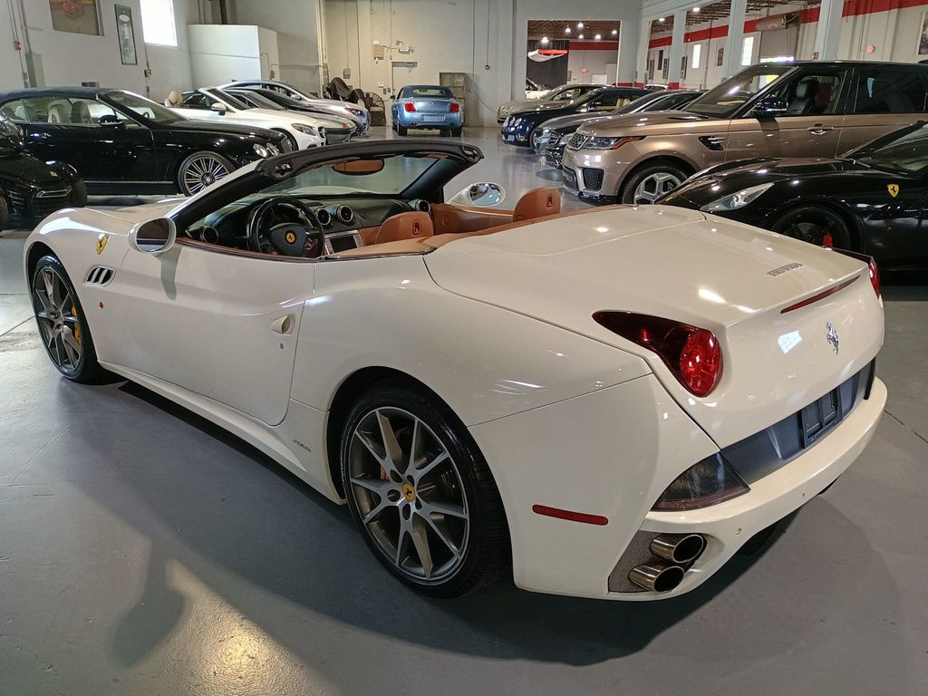 2011 Ferrari California 2dr Convertible Clean Carfax Florida Car - 23011510 - 3