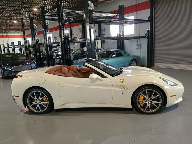 2011 Ferrari California 2dr Convertible Clean Carfax Florida Car - 23011510 - 8