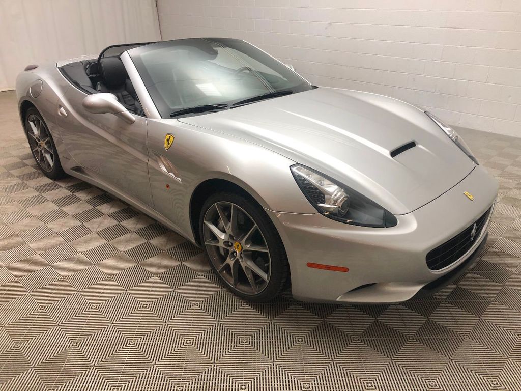 2011 Ferrari California photo 8