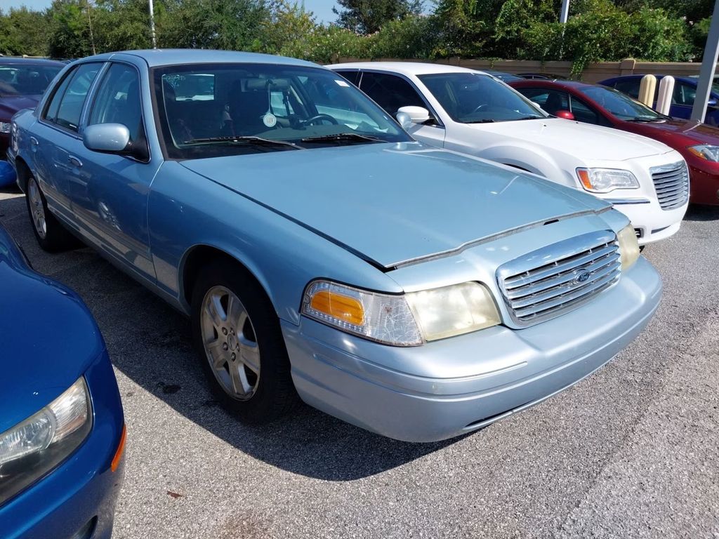 2011 Ford Crown Victoria LX Clean Carfax Florida Car - 23067873 - 0