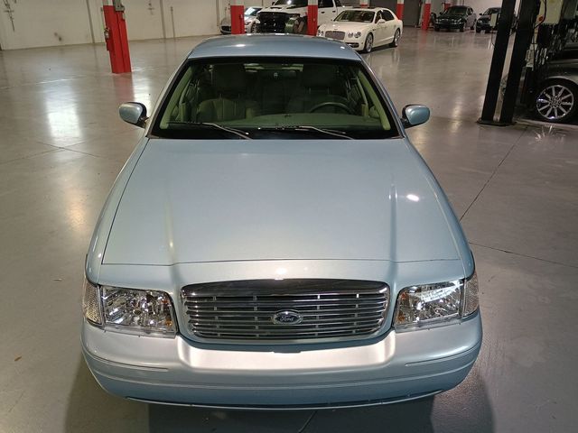 2011 Ford Crown Victoria LX Clean Carfax Florida Car - 23067873 - 9