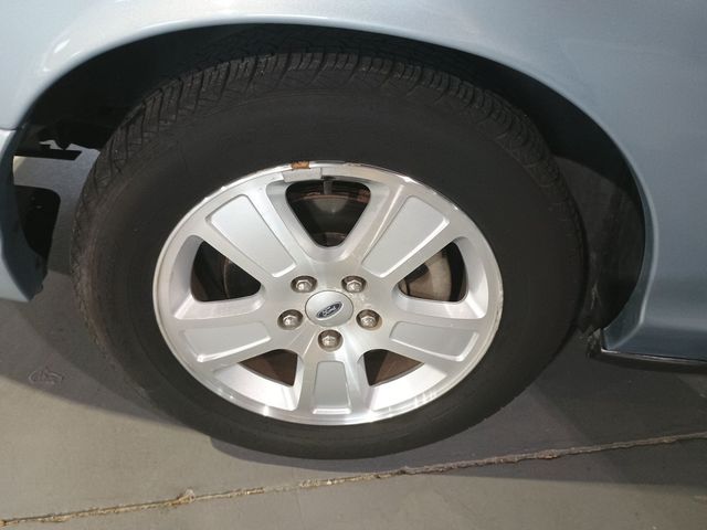 2011 Ford Crown Victoria LX Clean Carfax Florida Car - 23067873 - 49