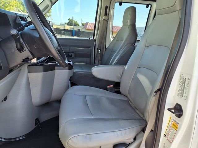 2011 Ford E350 Super Duty 15 Passenger Van - 23003951 - 12