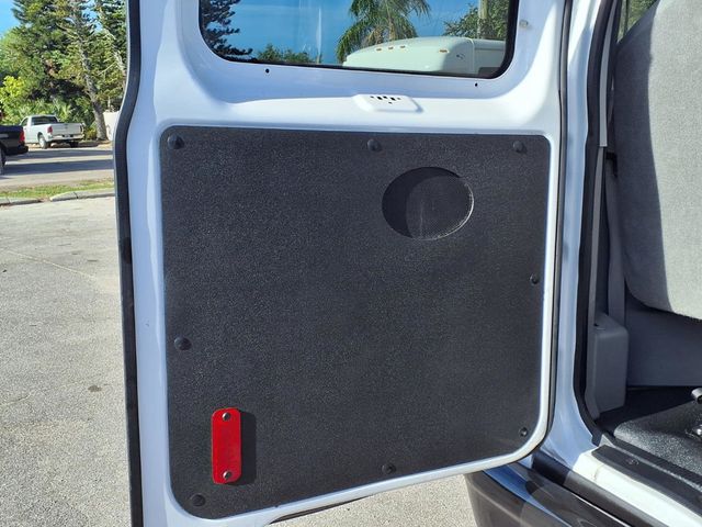 2011 Ford E350 Super Duty 15 Passenger Van - 23003951 - 21