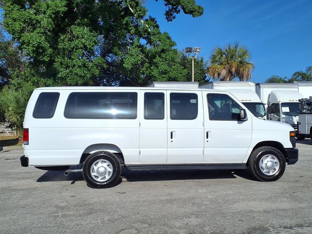 2011 Ford E350 Super Duty 15 Passenger Van - 23003951 - 2