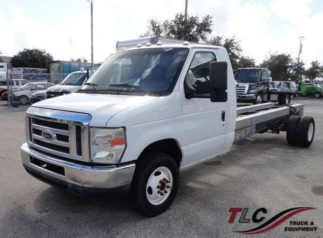 2011 Ford E450 130IN CA  CAB & CHASSIS..  V10 GAS - 21090022 - 0