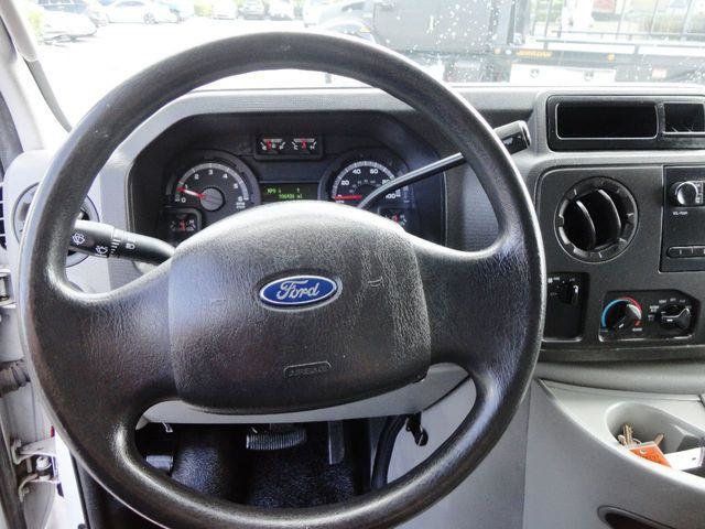 2011 Ford E450 16FT DRY BOX & RAIL LIFTGATE . BOX TRUCK CARGO TRUCK - 21433939 - 27