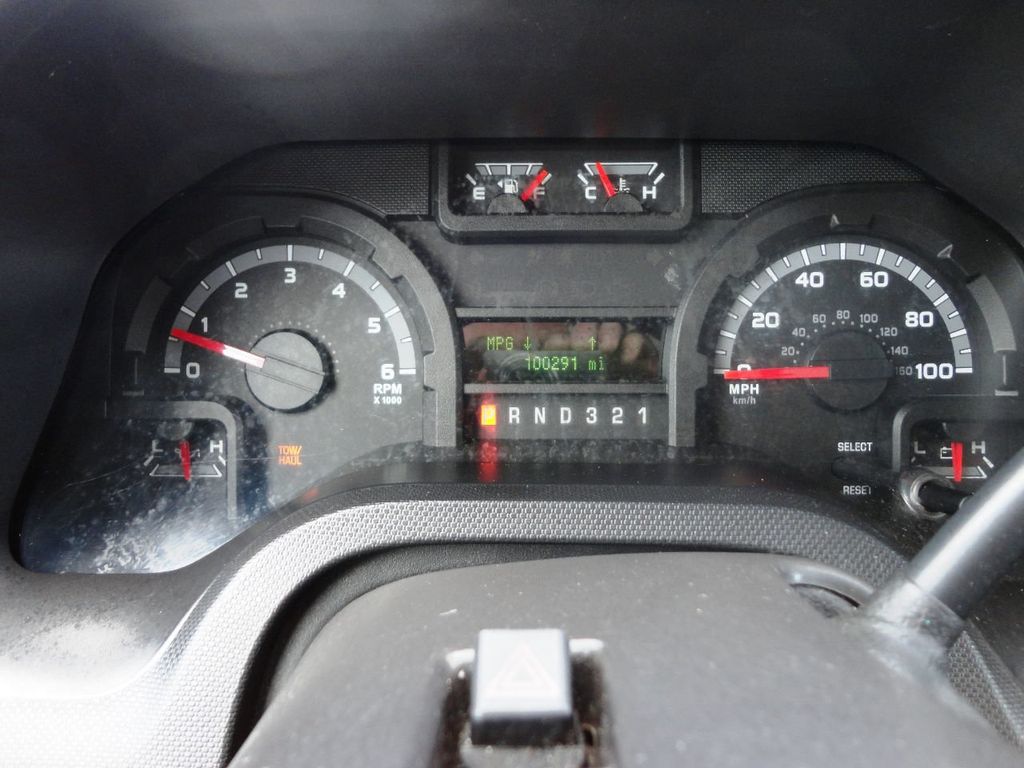 2011 Ford E450 16FT DRY BOX. W/ RAMP.. BOX TRUCK CARGO TRUCK - 21133628 - 23