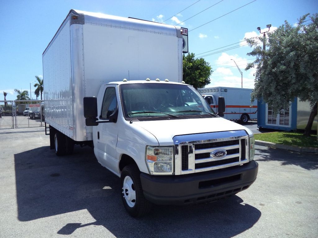 2011 Ford E450 18FT DRY BOX. BOX TRUCK CARGO TRUCK - 22108187 - 6