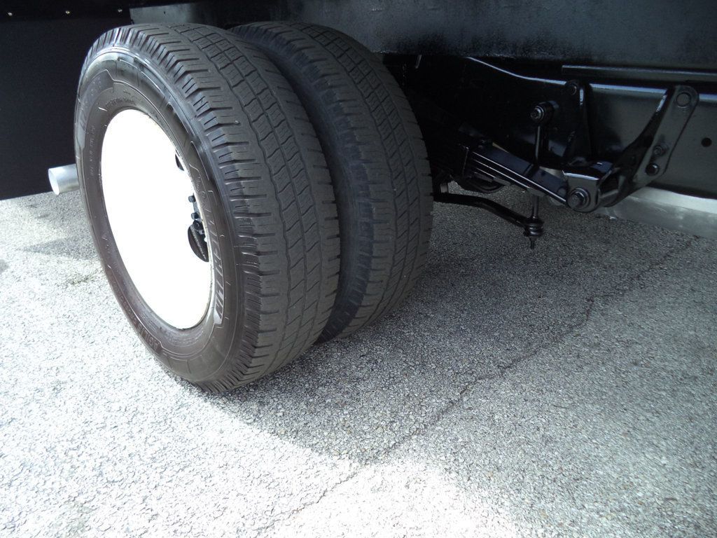 2011 Ford E450 With 20ft Dry Cargo Moving Box Truck and Pull Out Ramp - 22819526 - 16
