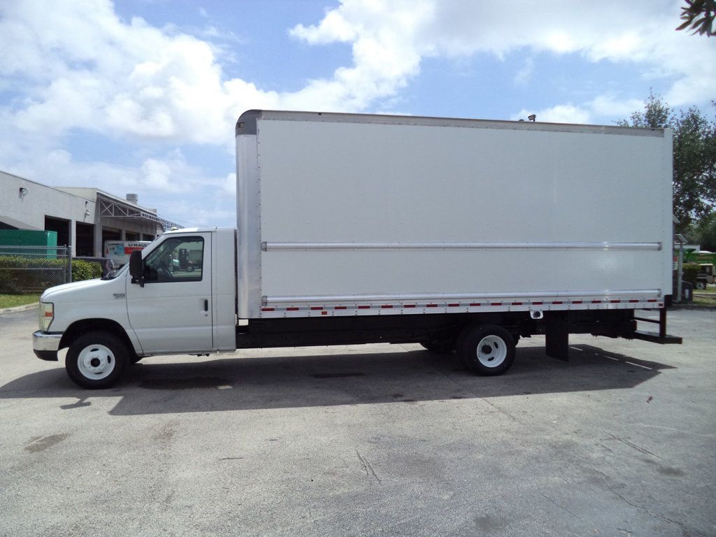 2011 Ford E450 With 20ft Dry Cargo Moving Box Truck and Pull Out Ramp - 22819526 - 3