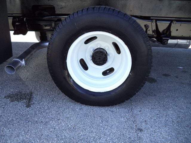 2011 Ford E450 With 20ft Dry Cargo Moving Box Truck and Pull Out Ramp - 22797944 - 14