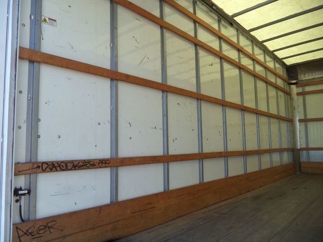 2011 Ford E450 With 20ft Dry Cargo Moving Box Truck and Pull Out Ramp - 22797944 - 20