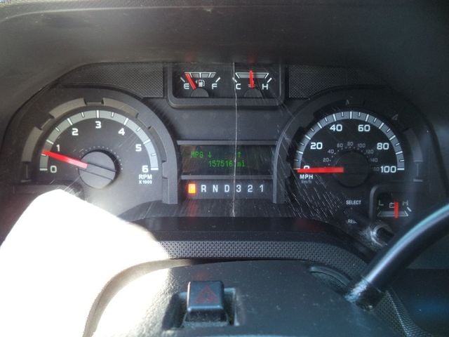 2011 Ford E450 With 20ft Dry Cargo Moving Box Truck and Pull Out Ramp - 22797944 - 29