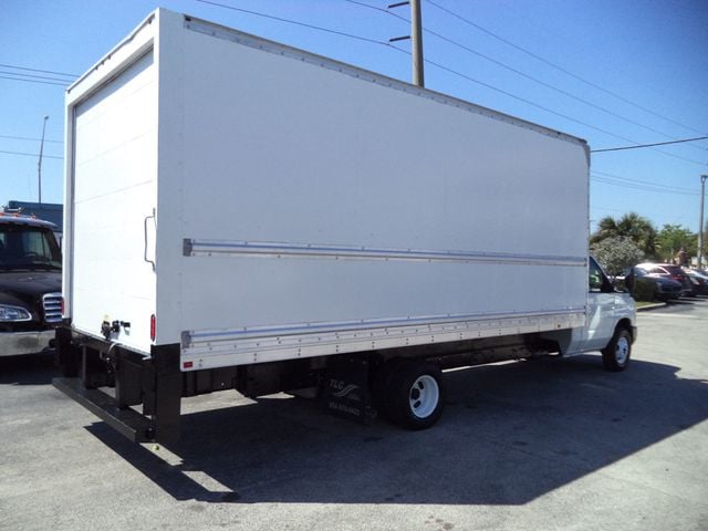 2011 Ford E450 With 20ft Dry Cargo Moving Box Truck and Pull Out Ramp - 22797944 - 3