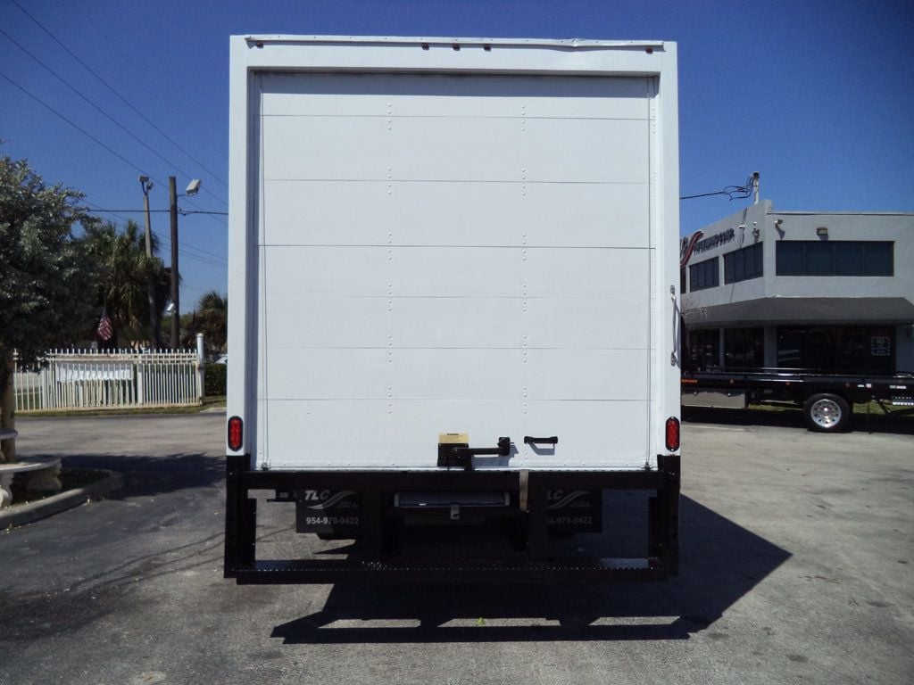 2011 Ford E450 With 20ft Dry Cargo Moving Box Truck and Pull Out Ramp - 22797944 - 5