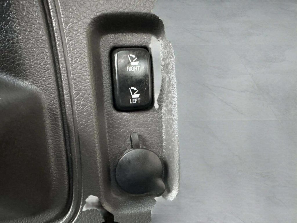 2011 Ford Edge 4dr Limited FWD - 22938449 - 12