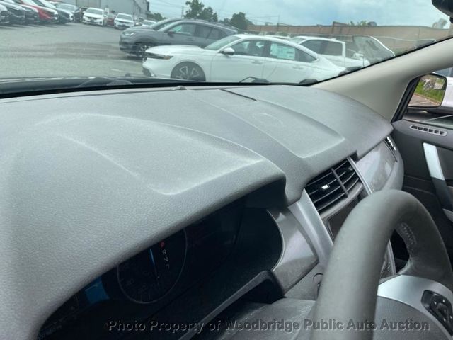 2011 Ford Edge 4dr SEL AWD - 23058360 - 7