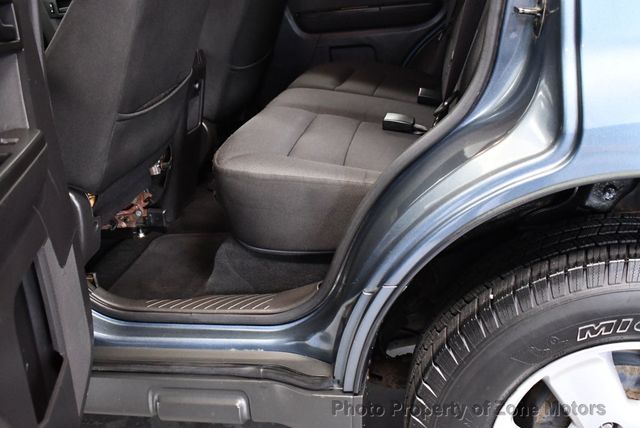 2011 Ford Escape 4WD 4dr XLT - 22469332 - 26