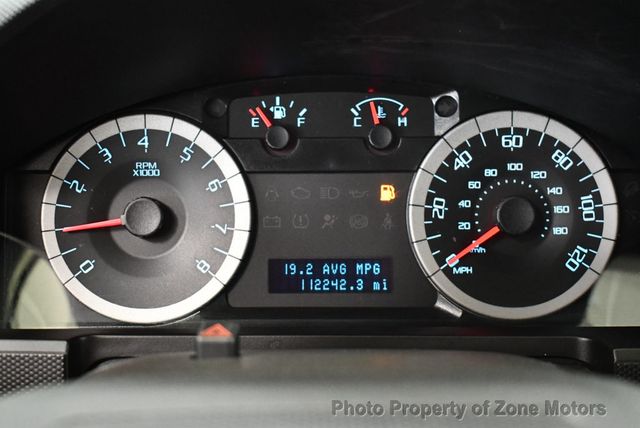 2011 Ford Escape 4WD 4dr XLT - 22469332 - 40