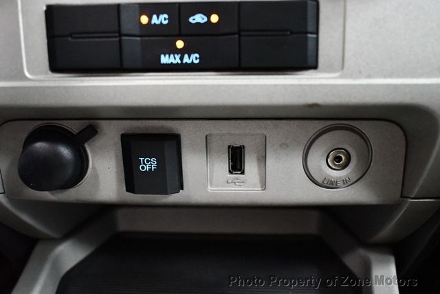 2011 Ford Escape 4WD 4dr XLT - 22469332 - 43