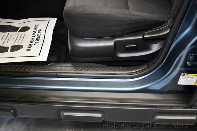 2011 Ford Escape 4WD 4dr XLT - 22469332 - 8