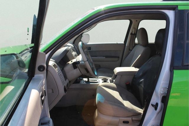 2011 Ford Escape Base 4dr SUV - 23024678 - 6