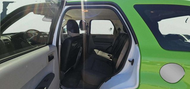 2011 Ford Escape Base 4dr SUV - 23028465 - 6