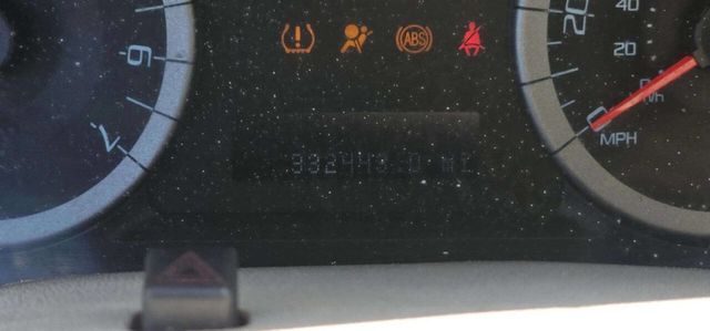 2011 Ford Escape Base 4dr SUV - 23028465 - 8