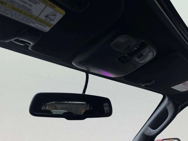 2011 Ford Escape FWD 4dr Limited - 22958729 - 27