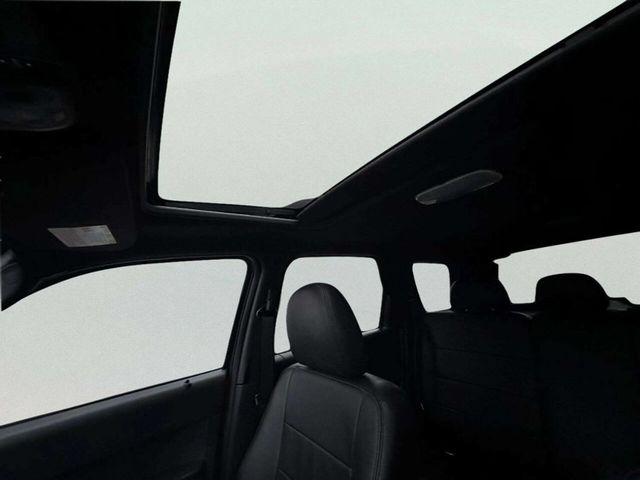 2011 Ford Escape FWD 4dr Limited - 22974781 - 28