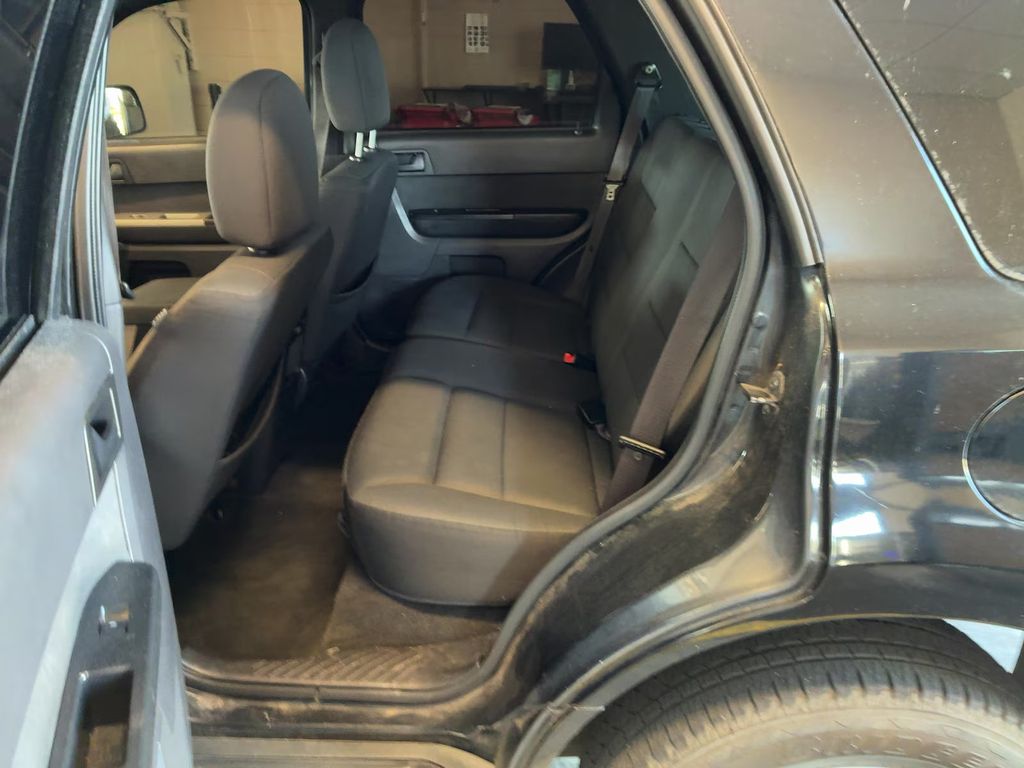 2011 Ford Escape FWD 4dr XLT Clean Carfax Florida SUV - 22947395 - 11