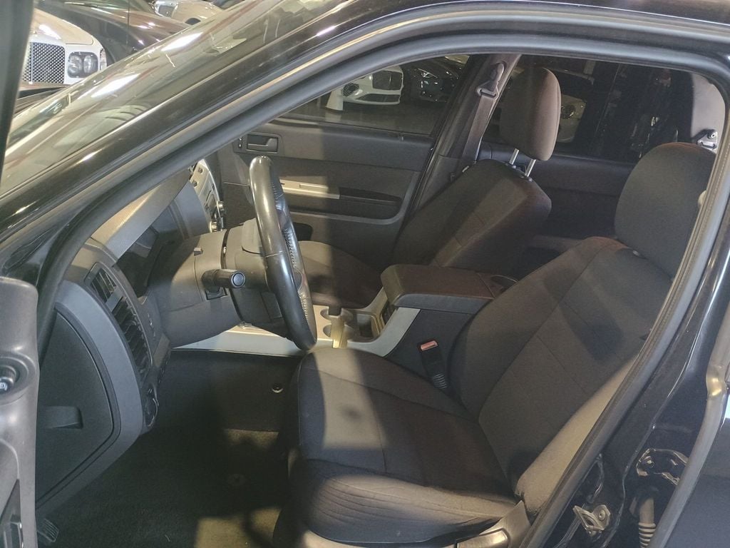 2011 Ford Escape FWD 4dr XLT Clean Carfax Florida SUV - 22947395 - 25