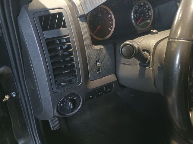 2011 Ford Escape FWD 4dr XLT Clean Carfax Florida SUV - 22947395 - 31