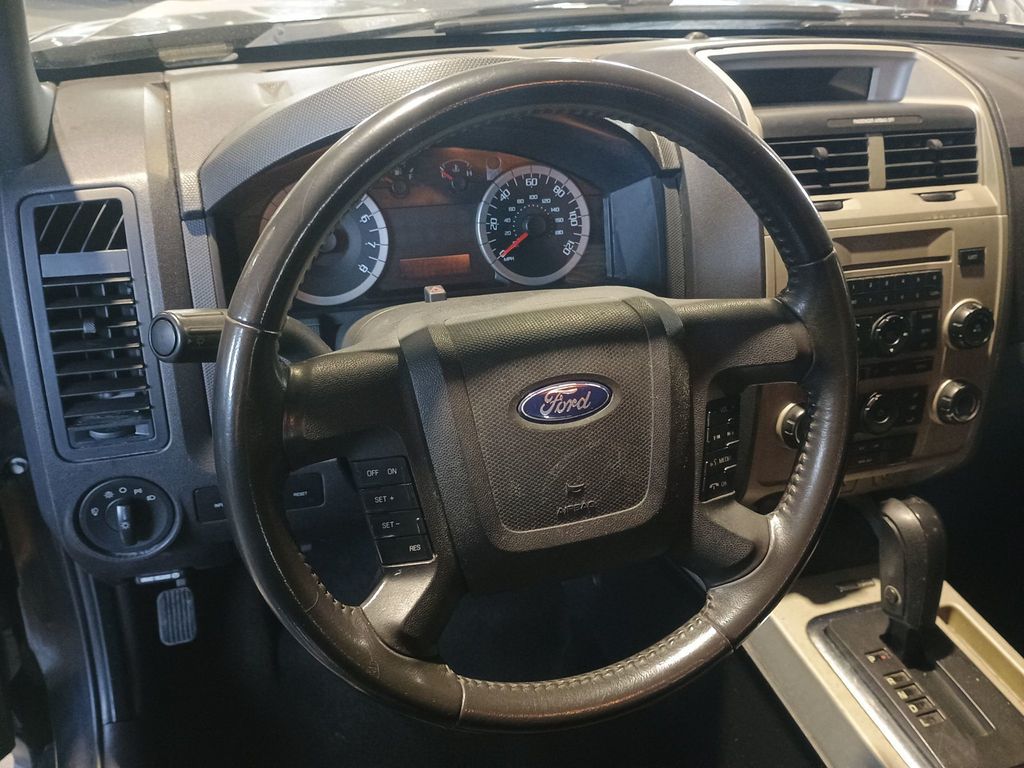 2011 Ford Escape FWD 4dr XLT Clean Carfax Florida SUV - 22947395 - 32