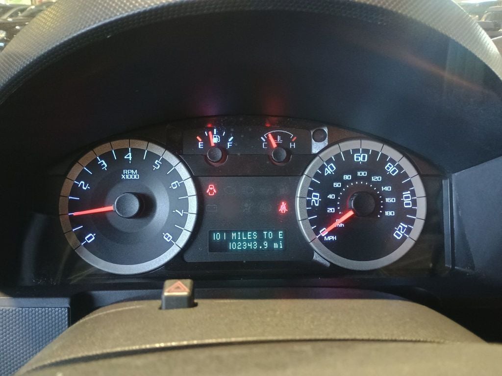 2011 Ford Escape FWD 4dr XLT Clean Carfax Florida SUV - 22947395 - 33