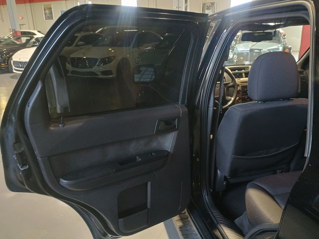 2011 Ford Escape FWD 4dr XLT Clean Carfax Florida SUV - 22947395 - 39