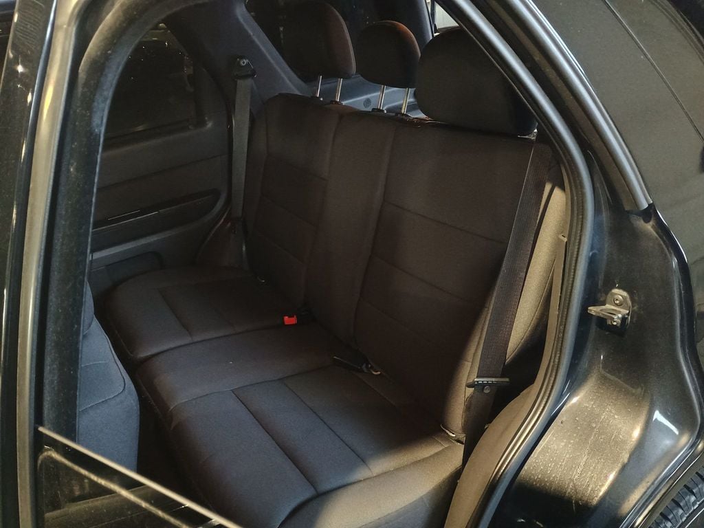 2011 Ford Escape FWD 4dr XLT Clean Carfax Florida SUV - 22947395 - 41