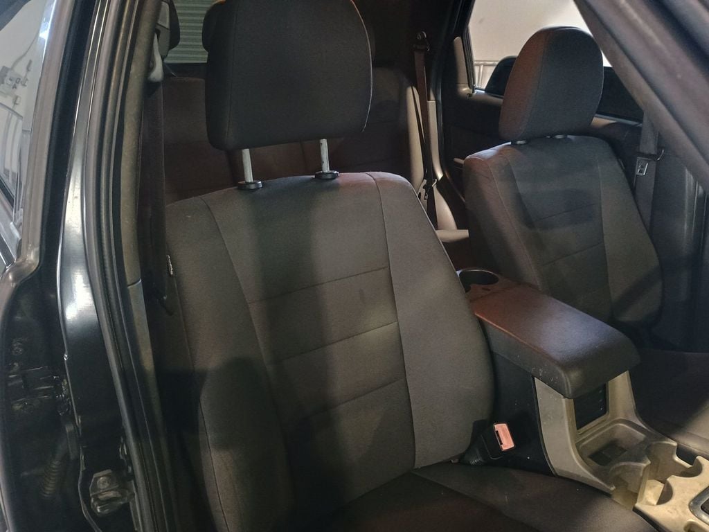 2011 Ford Escape FWD 4dr XLT Clean Carfax Florida SUV - 22947395 - 49