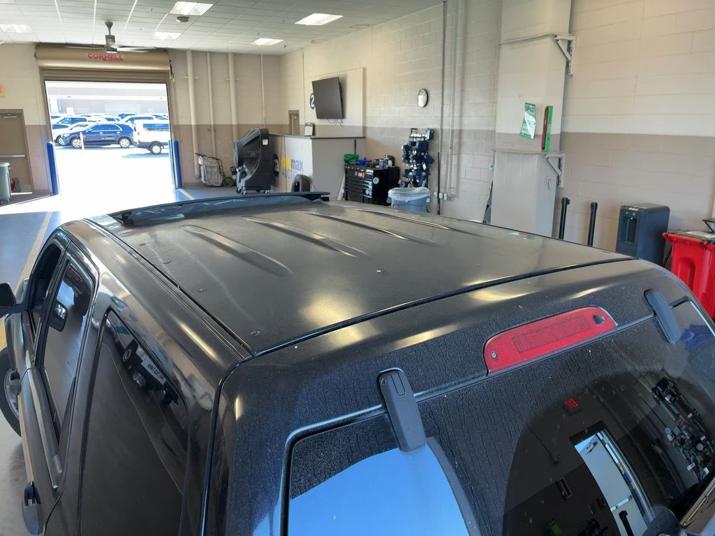 2011 Ford Escape FWD 4dr XLT Clean Carfax Florida SUV - 22947395 - 7