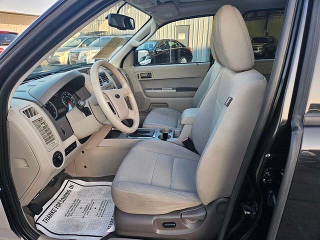 2011 Ford Escape XLT 4dr SUV - 22863147 - 7