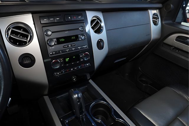 2011 FORD EXPEDITION 2WD 4dr XLT - 22960046 - 25