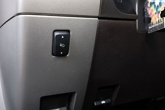 2011 FORD EXPEDITION 2WD 4dr XLT - 22960046 - 28